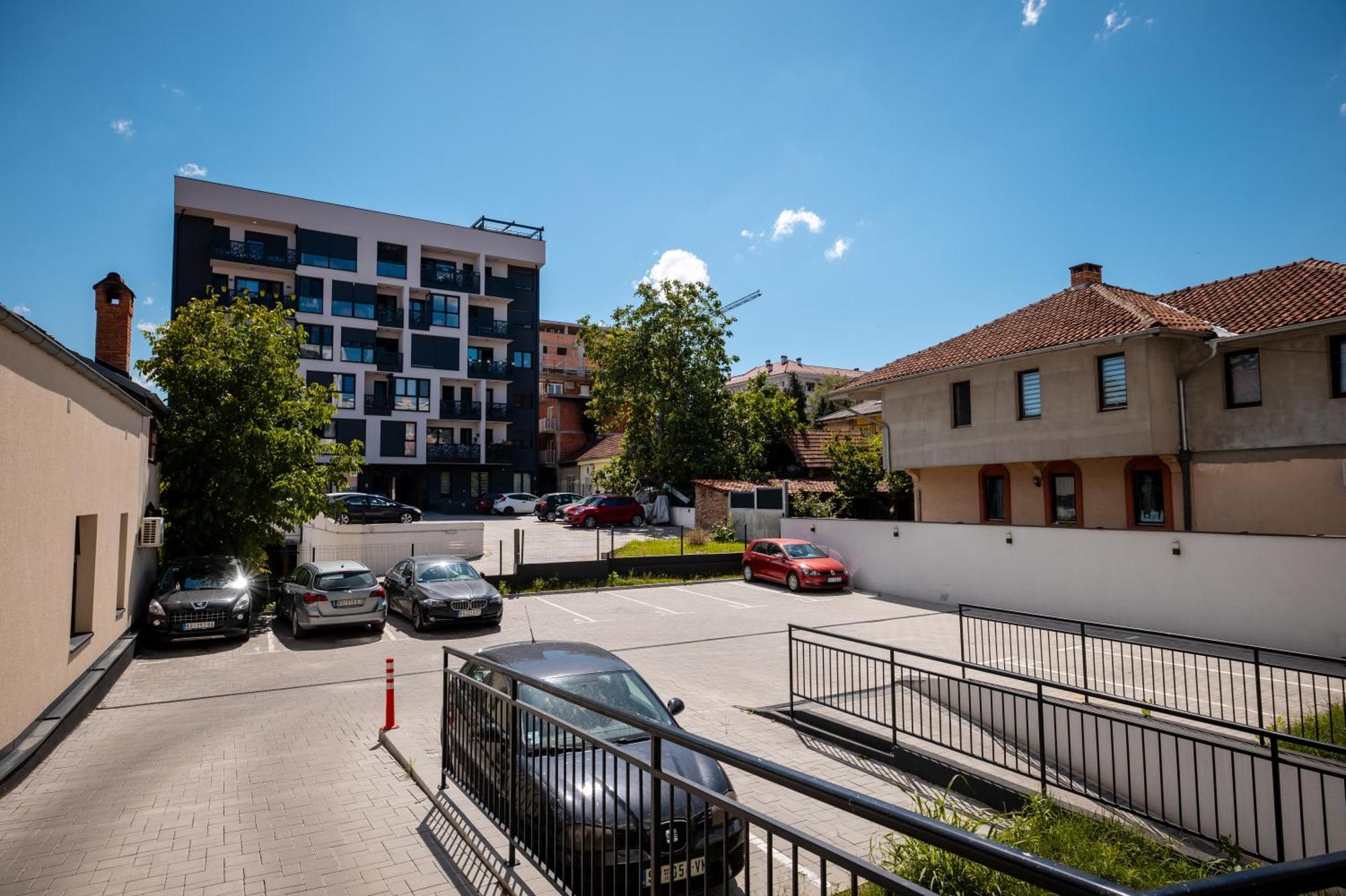 Lust Premium Ii * Kragujevac